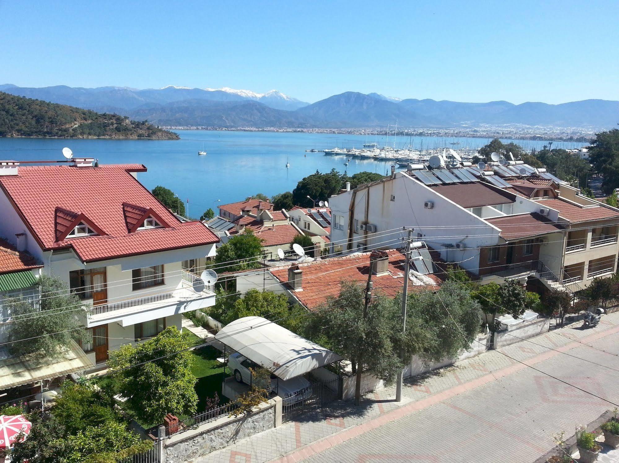 Ferah Hostel Monica'S Place Fethiye Exteriör bild